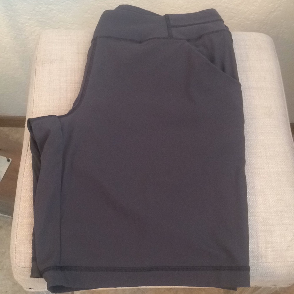 Lucy gray shorts size L